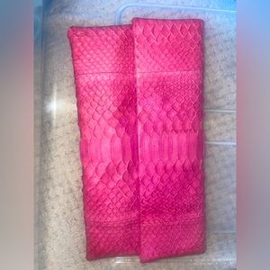 Pink/ Fuchsia leather snakeskin clutch bag
